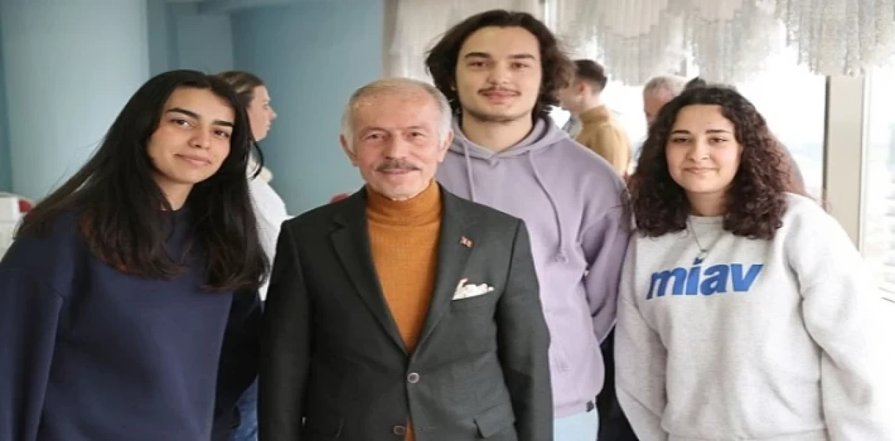 Başkan Aydıner’den stajyerlere 'tatlı sürpriz’