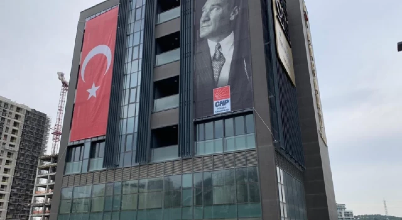 CHP İstanbul İl Başkanlığı yakınında ateş açan şüpheli yakalandı