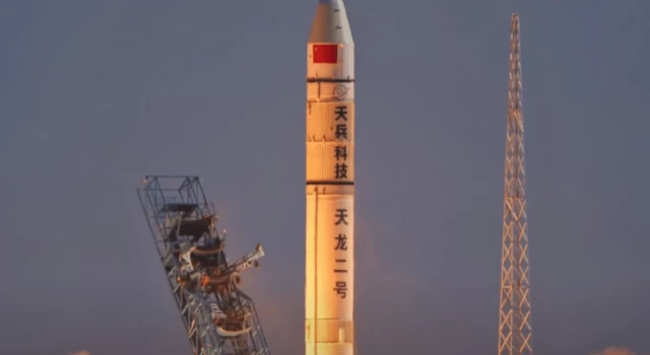 Çin, özel sektör üretimi yeni taşıyıcı roketiyle ilk fırlatışını yaptı