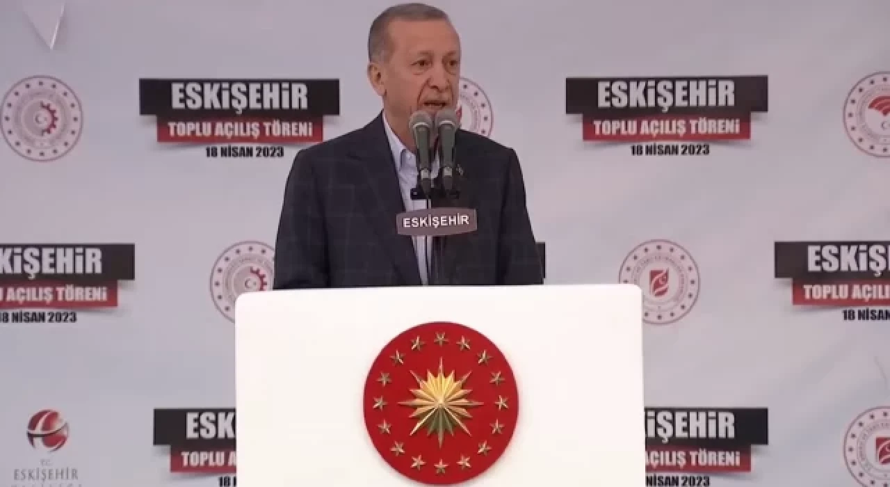 Erdoğan: Bay Bay Kemal bu TIR’lar, uçaklar, yollar olmasa acaba siz bütün bu patatesi, domatesi neyle taşıyacaksınız?