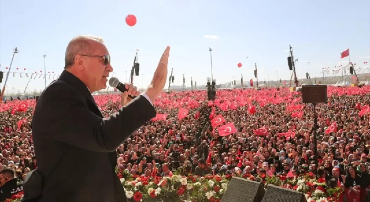 AK Parti, 'Yüzyılın Mitingi' için ulaşım rehberi hazırladı: 10 bin otobüs görevlendirildi
