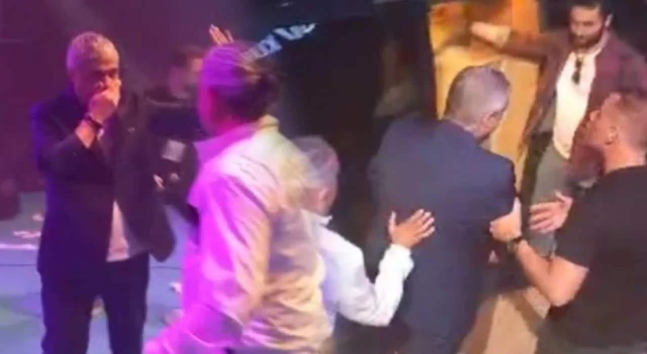 AK Parti’nin Cengiz Kurtoğlu konserinde yangın çıktı