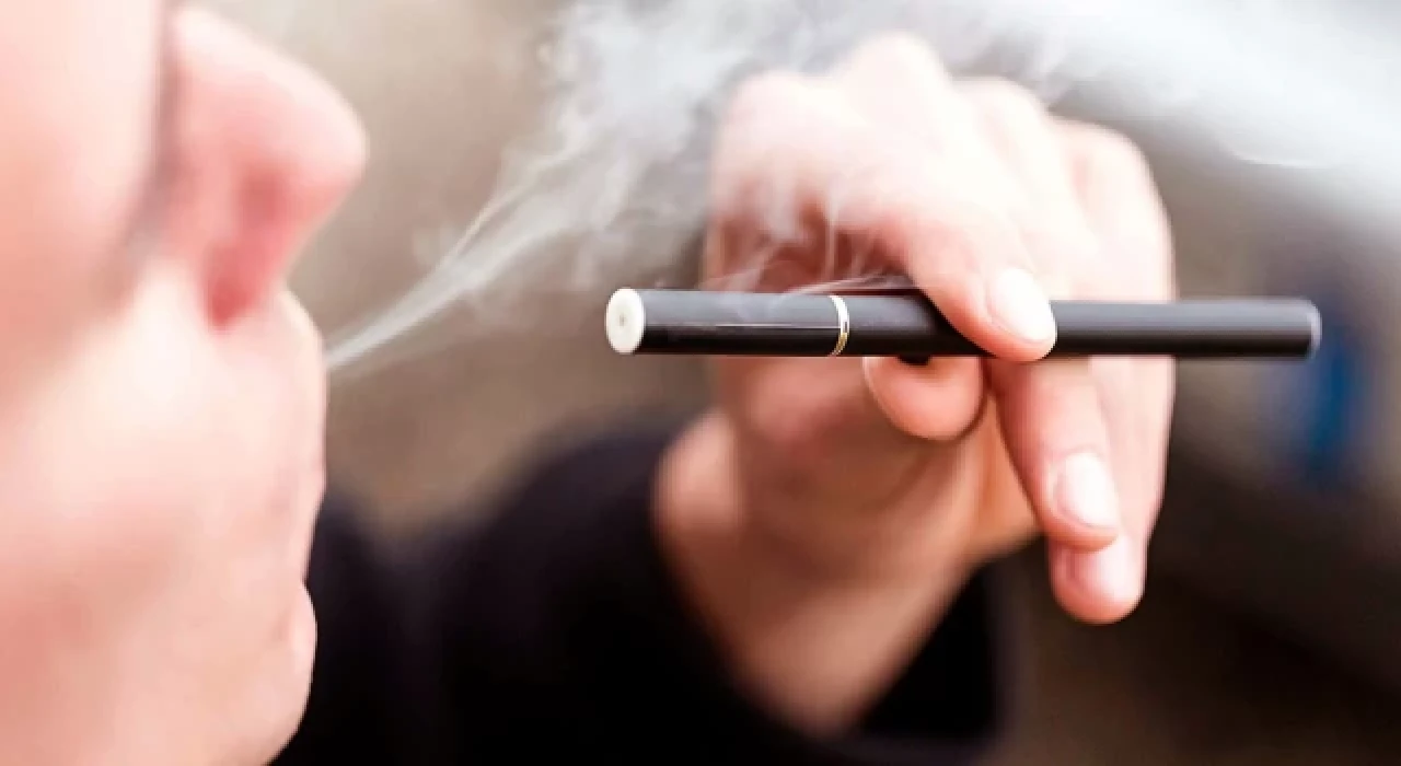 Avustralya elektronik sigarayı yasaklıyor