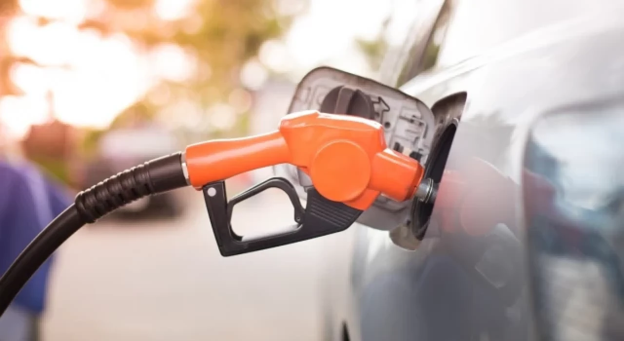 Benzine 66 kuruş zam bekleniyor