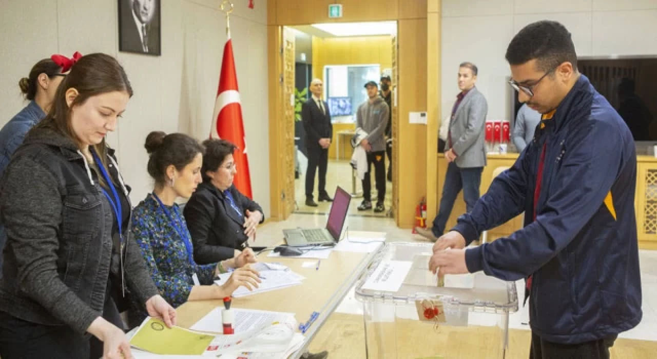 CHP'den yurtdışı oyları için belirlenen sürelere itiraz