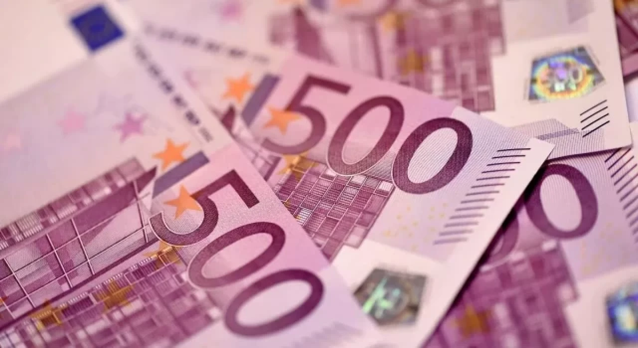 Euro Bölgesi’nde enflasyon yüzde 7’ye yükseldi