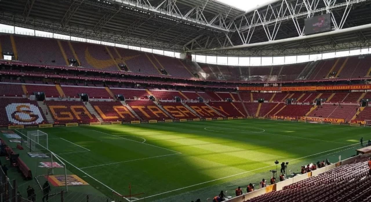 Galatasaray-Fenerbahçe derbisi için 300 bin bilet talebi
