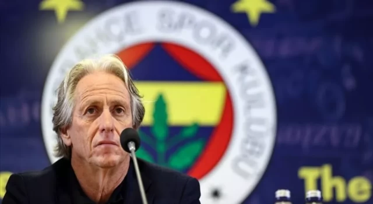 Jorge Jesus: İşler biraz karmaşık oldu, şampiyonluk şansımız var