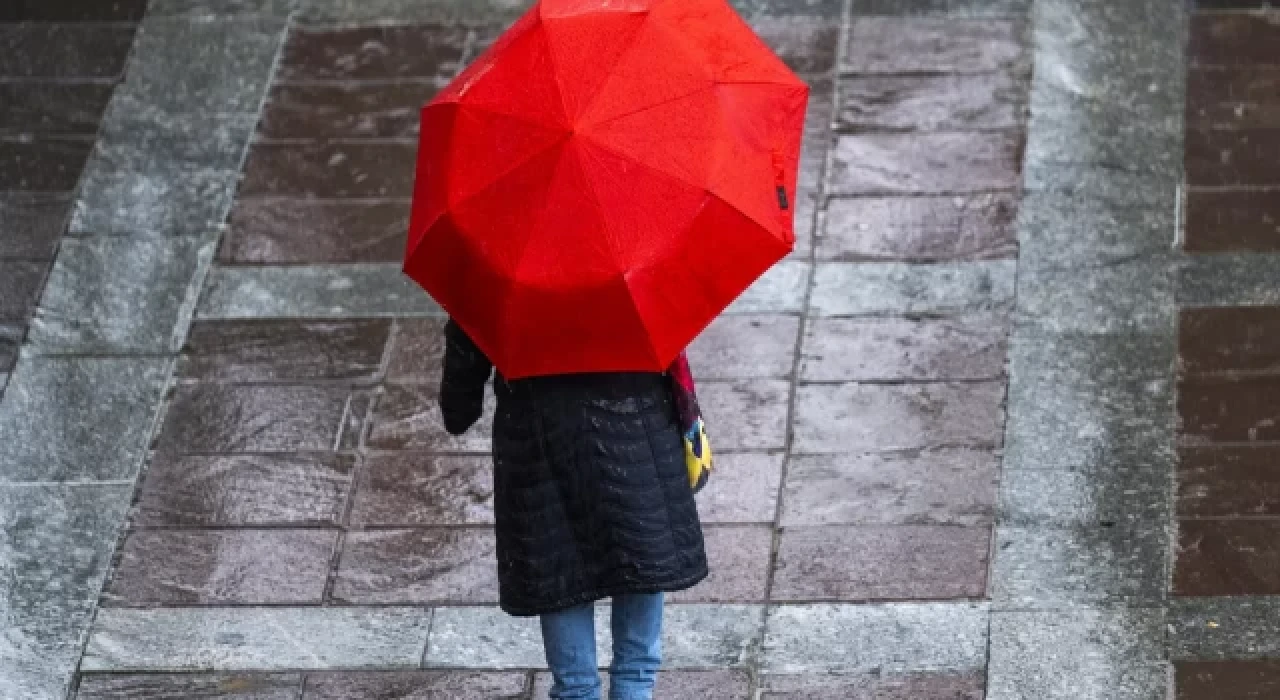 Kuvvetli sağanak yağışa dikkat: 25 il için sarı alarm verildi
