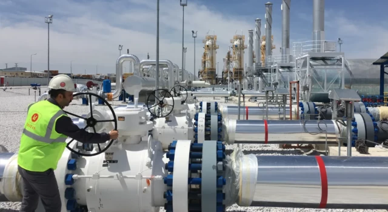 Sanayide kullanılan doğal gaza yüzde 52 ile yüzde 63 oranında indirim yapıldı