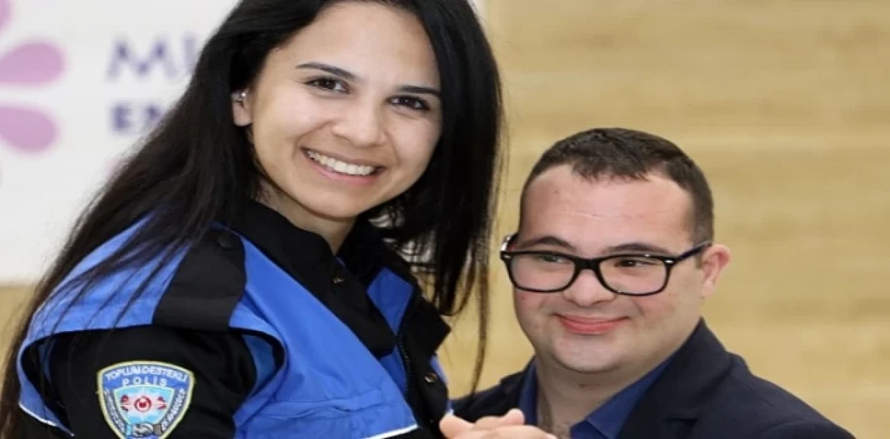 Temsili Askerlik Öncesi Kınalar Yakıldı