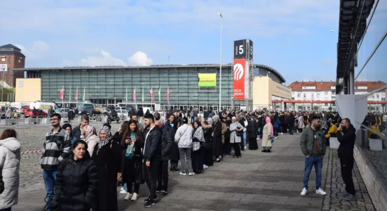 YSK, yurt dışında kaç kişinin oy kullandığını açıkladı