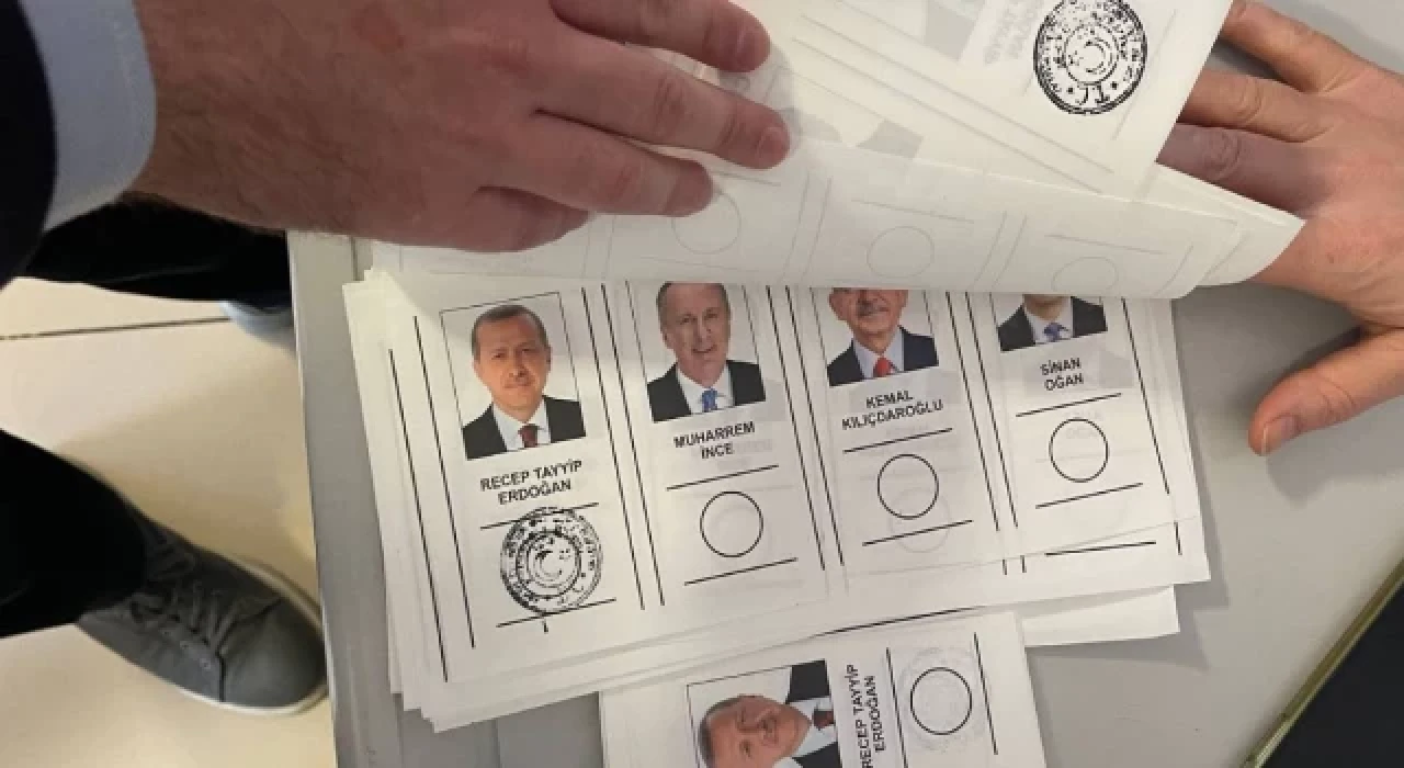 YSK'dan oy pusulalarının ön yüzüne geçen sandık kurulu mührüne ilişkin karar