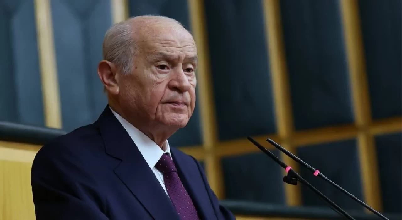 Bahçeli’den bayram mesajı: Küsler barışıp kucaklaşsın