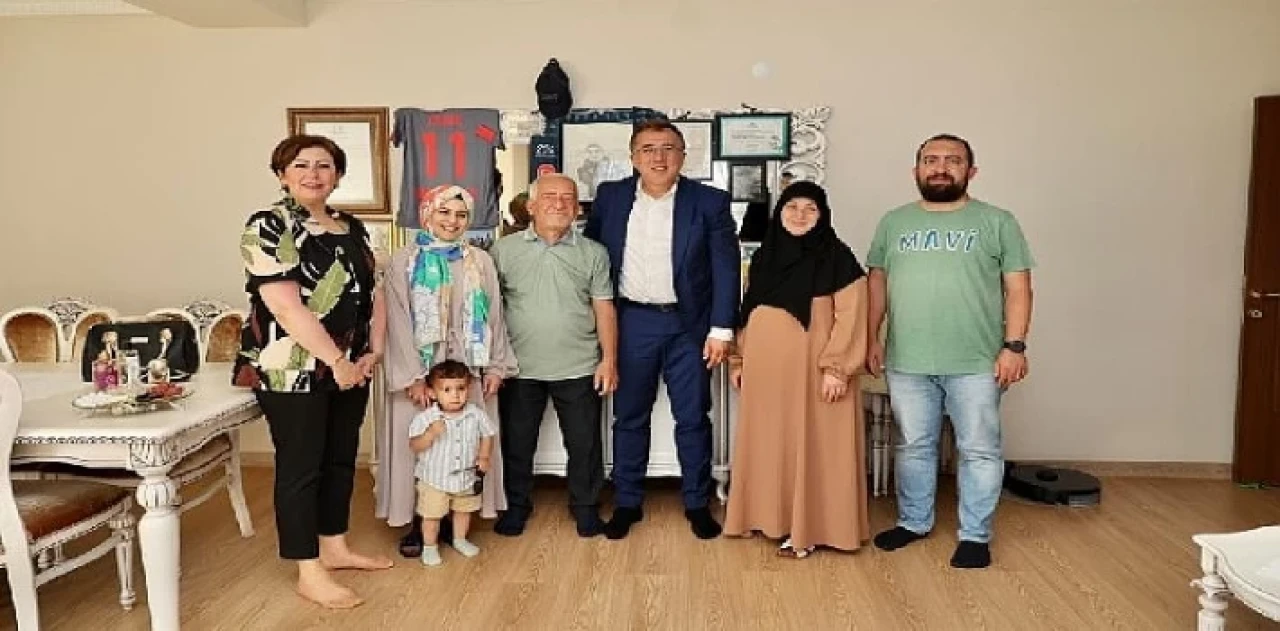 Başkan Savran, mahallelerde ev ziyaretlerinde bulundu