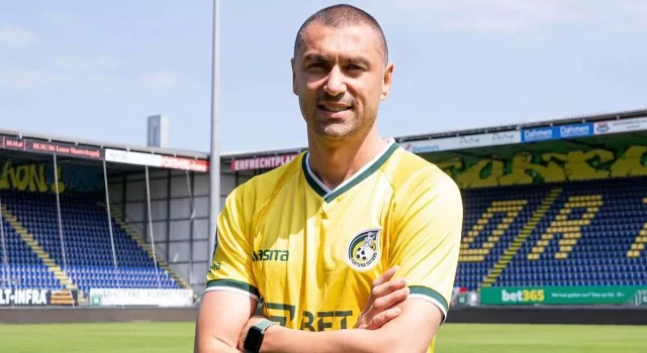 Burak Yılmaz futbolu bıraktığını açıkladı