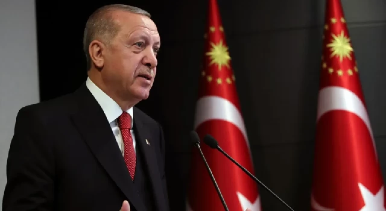 Erdoğan: Deprem konutlarının ilk bölümünün teslimatı ekim-kasım aylarında başlıyor