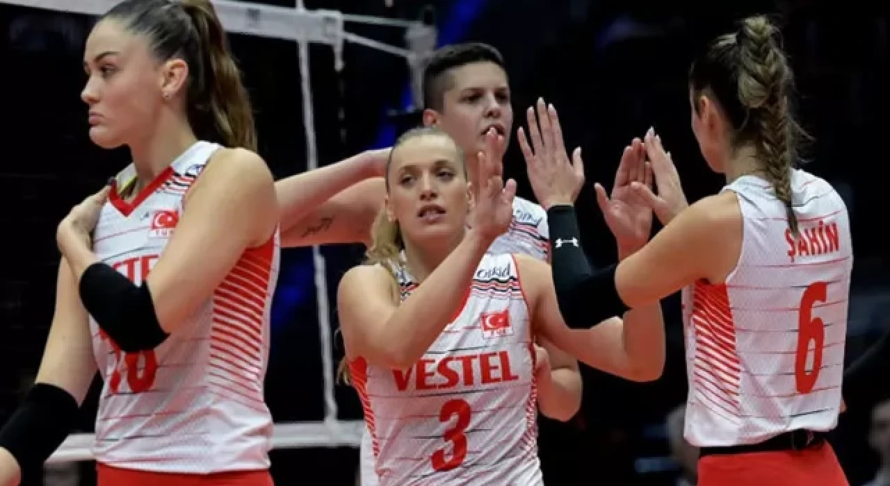 Filenin Sultanları, Polonya'ya mağlup oldu