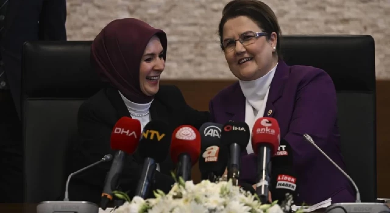 Görevi devralan Aile ve Sosyal Hizmetler Bakanı Mahinur Özdemir Göktaş'tan "güçlü aile" vurgusu