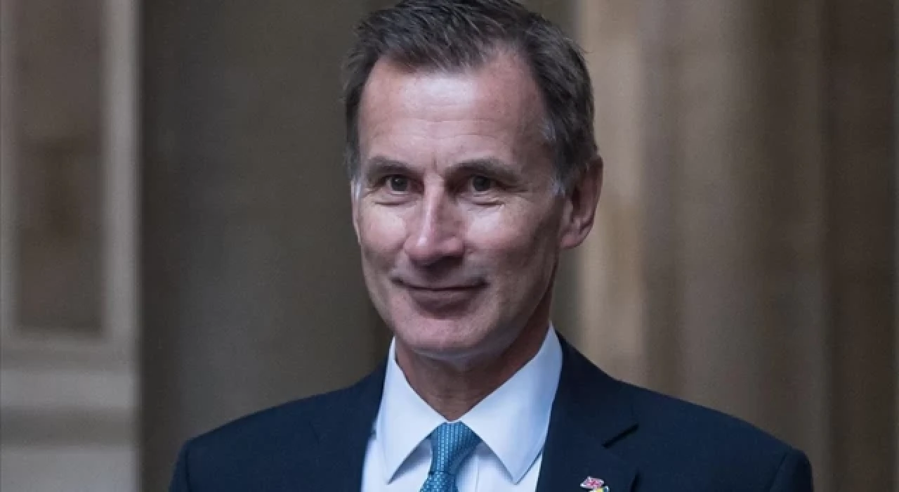 İngiltere Maliye Bakanı Hunt, enflasyonda düşüş görmek için "sabır" istedi