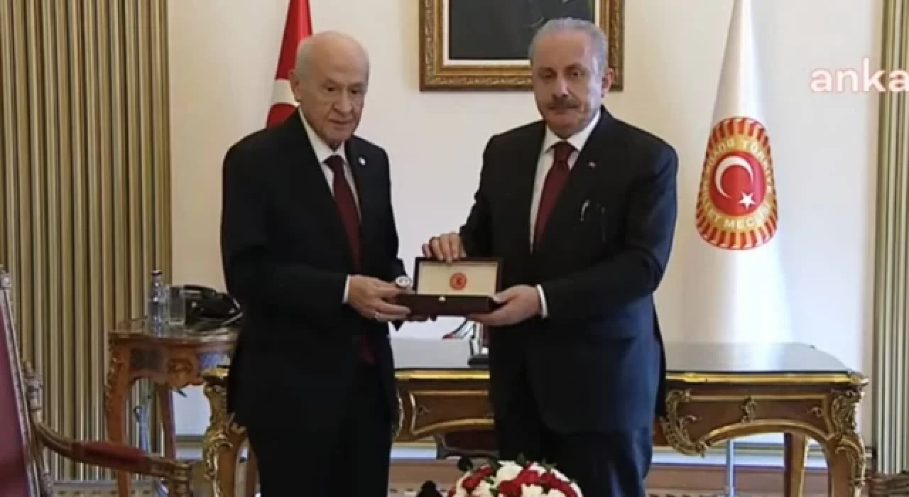 MHP lideri Bahçeli, Meclis Başkanı Şentop'tan görevi geçici olarak devraldı