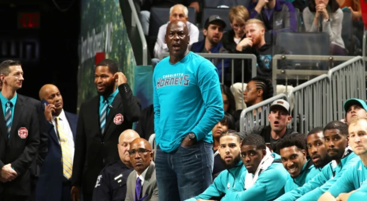 Michael Jordan, Charlotte Hornets'ı satıyor!