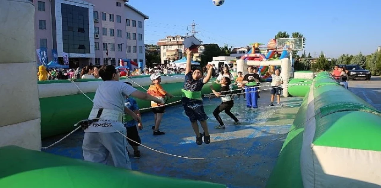 Kocaeli’nin sokaklarında şenlik var
