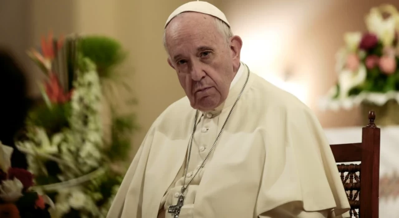 Papa Francis, Kuran yakılmasını kınadı