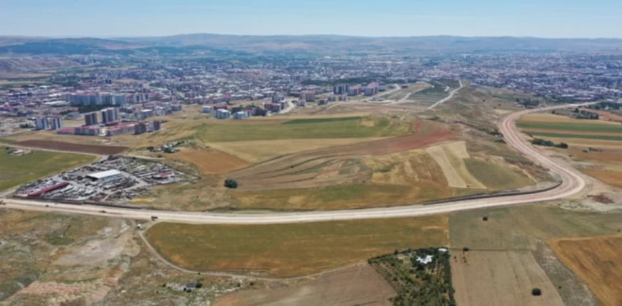 Sivas’ta Çayboyu bağlantı yolu sona yaklaşıyor