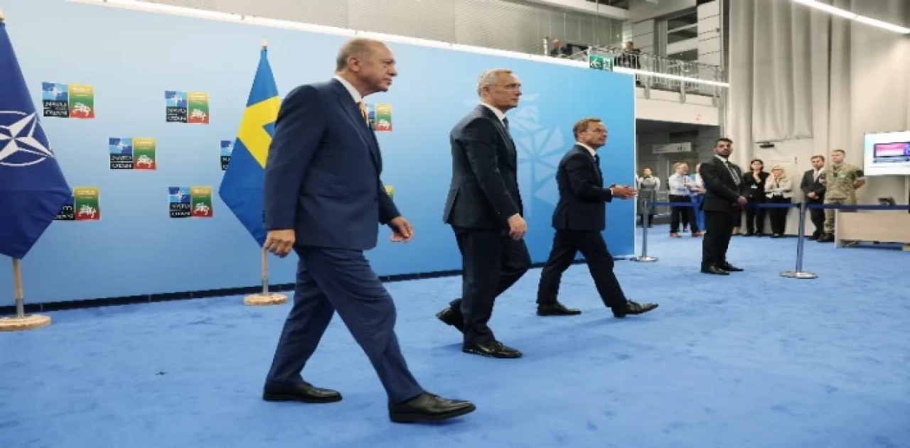 Üçlü görüşme Litvanya’da başladı