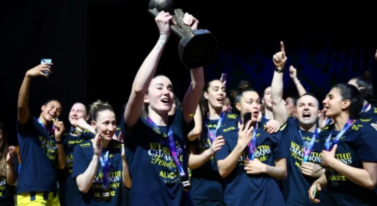 Fenerbahçe Alagöz Holding'den yıldızlı logo kararı