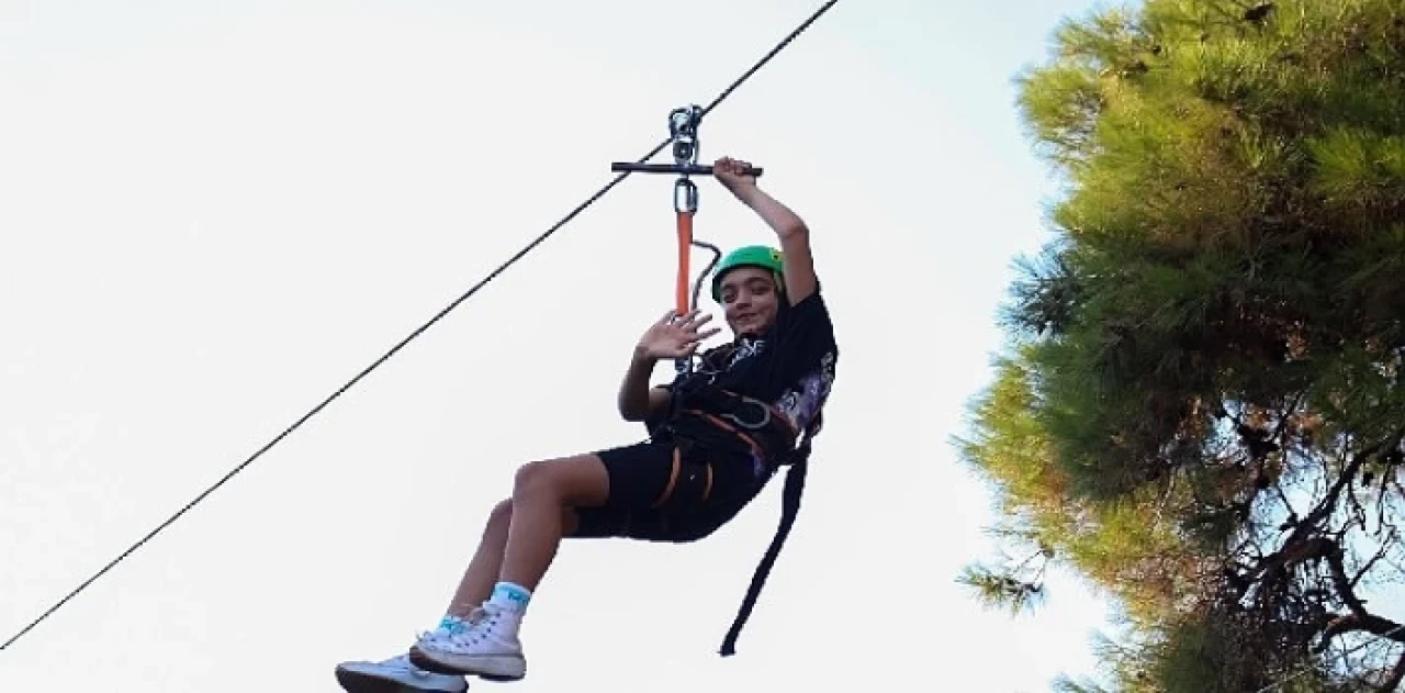 Karşıyaka’da tatil keyfi 'Macera Parkı’nda yaşanıyor