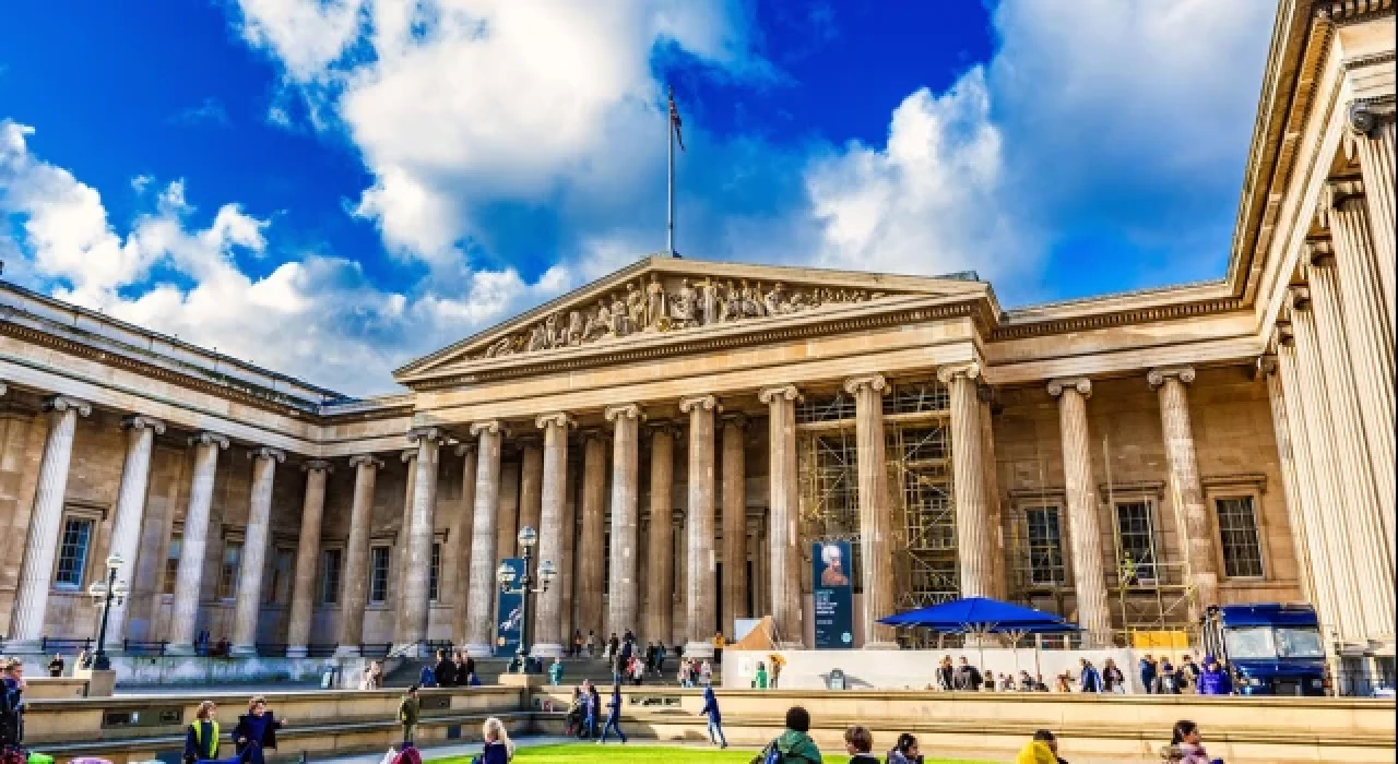 British Museum, çaldıkları eserlerin listesini versin!