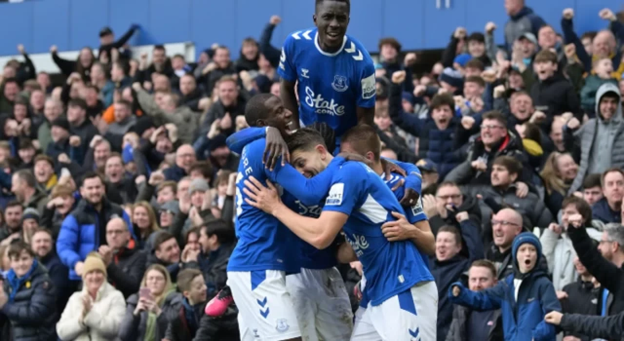 Everton da ABD’lilere satılıyor