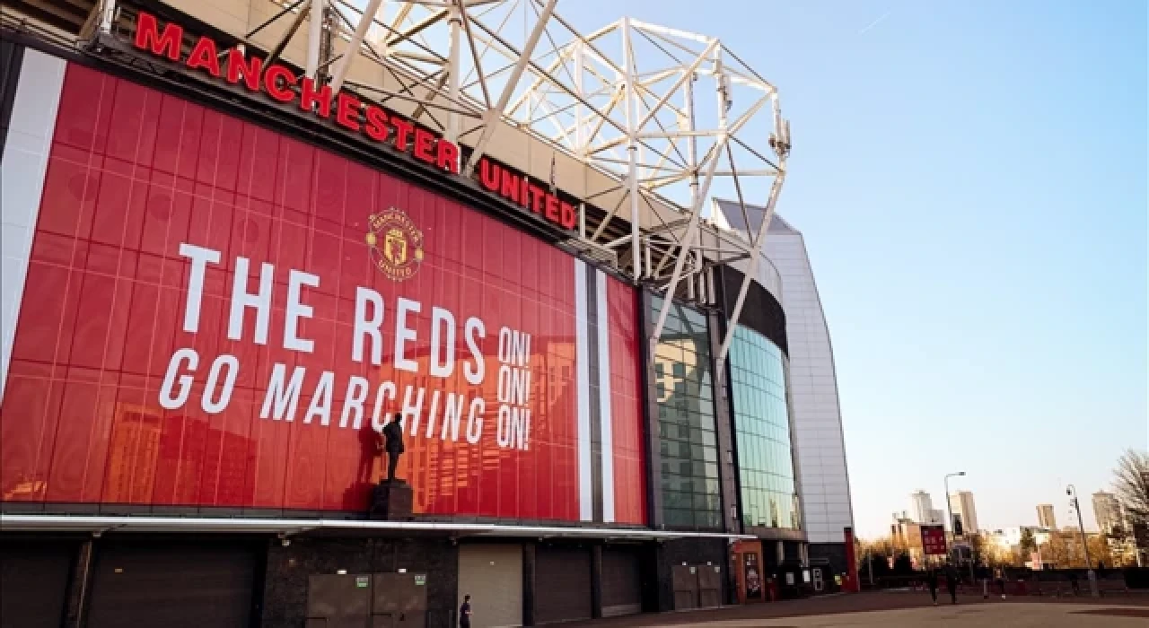 Galatasaray'ın rakibi Manchester United'da sular durulmuyor