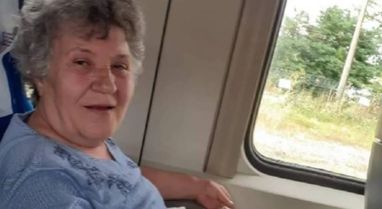 Annesini öldüren adam 15 saat başında bekledi