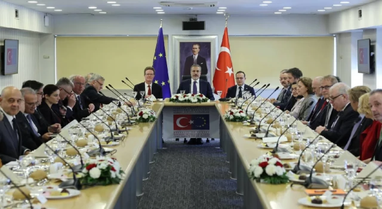 Bakan Fidan, AB ülkelerinin Ankara büyükelçileri ile bir araya geldi: Çatışmanın bölgesel düzeye ulaşmasını engellemeliyiz