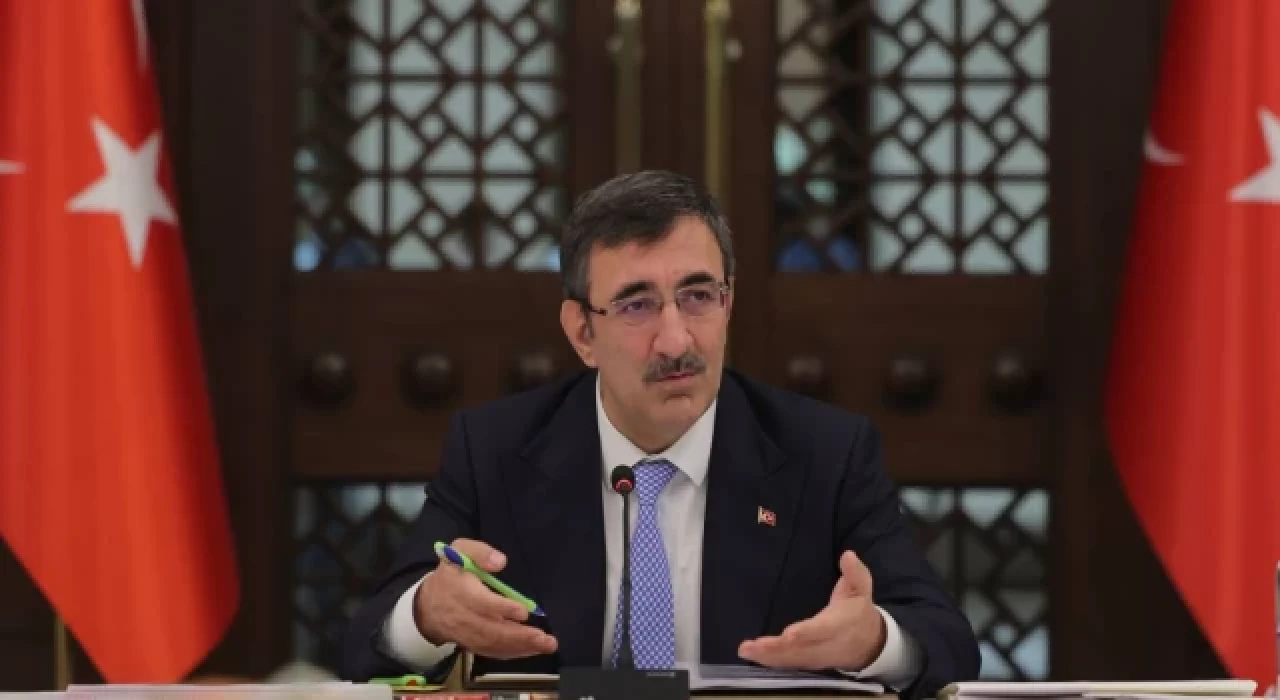 Cumhurbaşkanı Yardımcısı Yılmaz'dan 'emeklilikte yaş' açıklaması