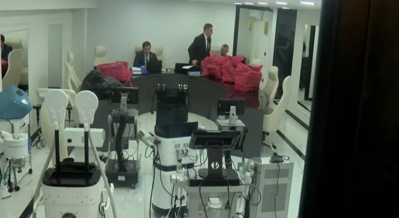 Dilan Polat'ın avukatından açıklama: Personel telefonuna el koymaya çalışıyorlar