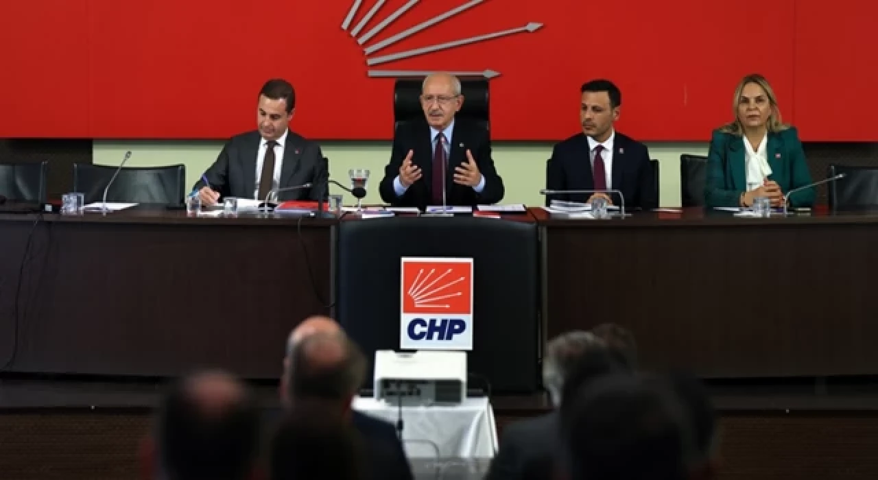 Kılıçdaroğlu CHP'nin yeni İstanbul İl Başkanı Özgür Çelik ile görüştü