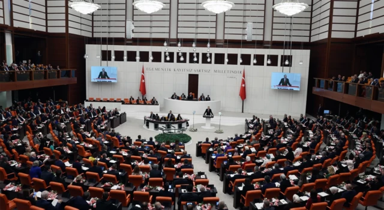 Meclis'in gündeminde ‘Suriye’deki üniversitelere denklik verildi’ iddiası vardı