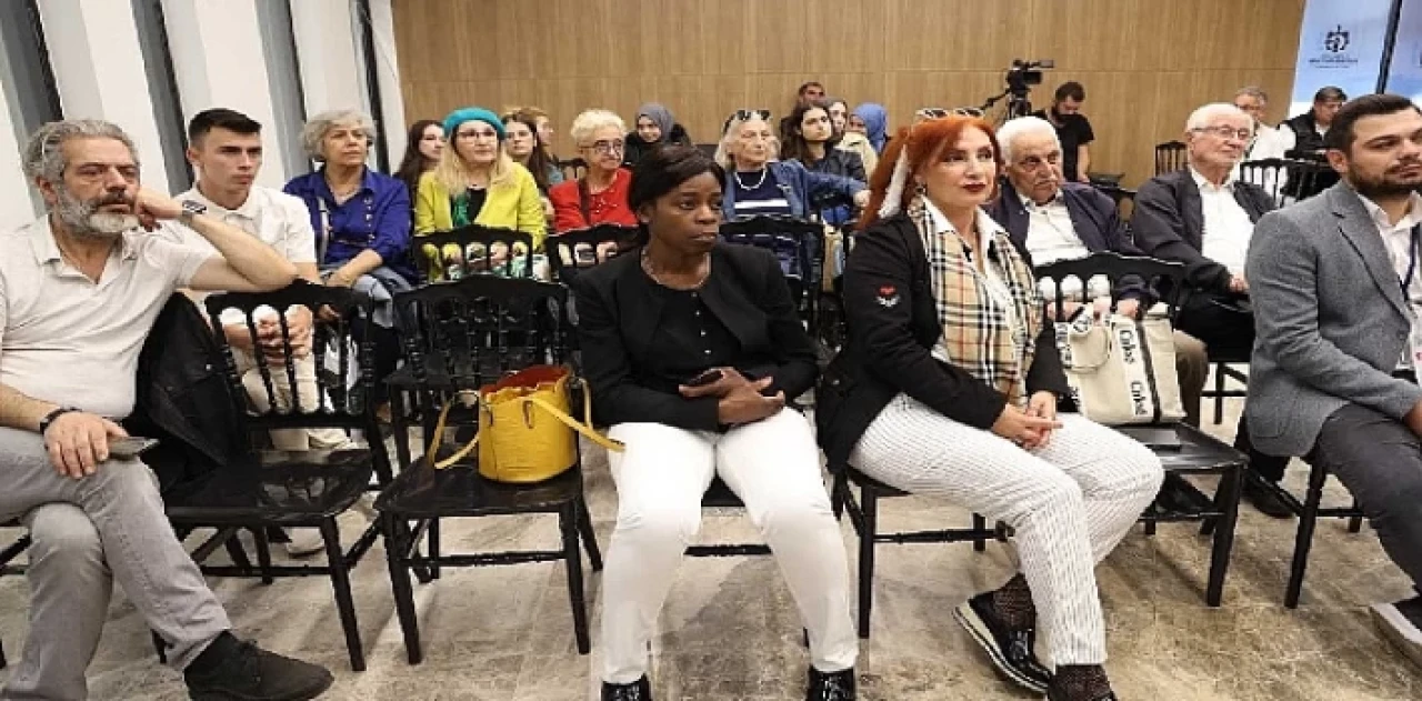 ”Türkiye, Atatürk’ün Sayesinde Çok Güçlü”