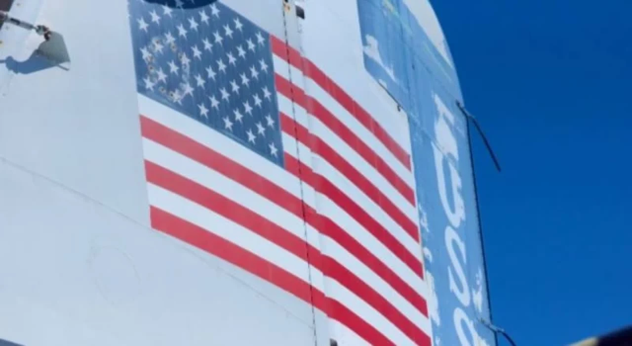 ABD'ye ait askeri uçak okyanusa düştü