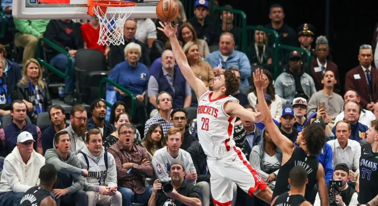 Alperen Şengün'ün yıldızlaştığı gecede Houston Rockets, Dallas Mavericks’e 121-115’lik skorla yenildi