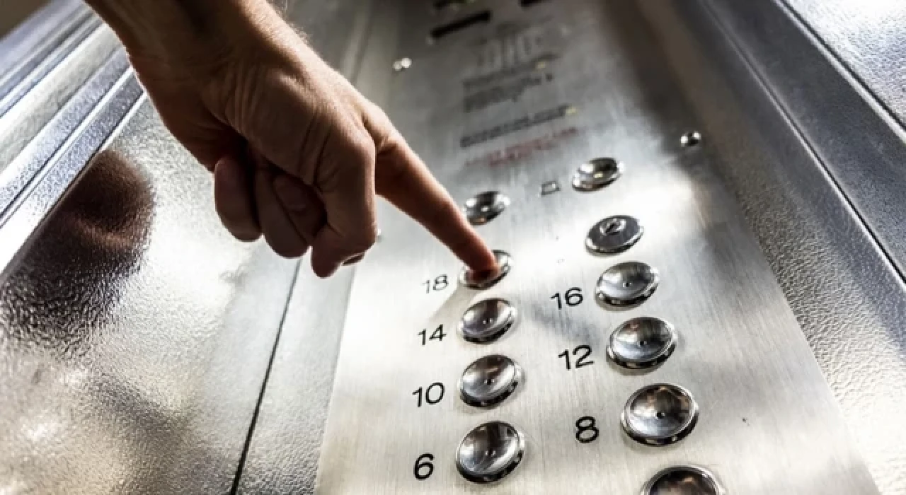 Bakan Bak: Tüm yurtlarda asansörler kontrol ediliyor, karekod uygulaması gelecek