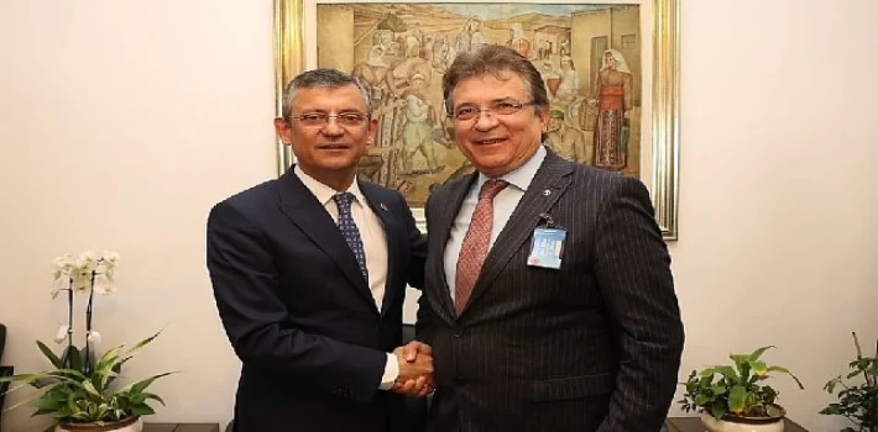 Başkan Arslan’dan CHP Genel Başkanı Özgür Özel’e ziyaret