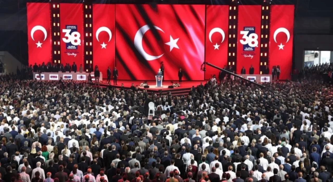 CHP'de Genel Başkanlık seçimi ikinci tura kaldı!