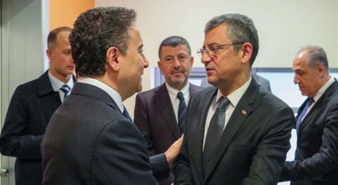 CHP lideri Özgür Özel, DEVA Partisi lideri Ali Babacan'ı ziyaret etti