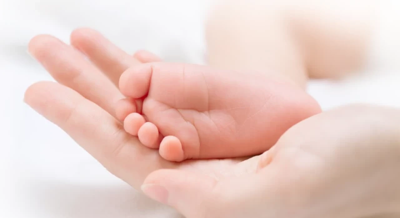 Dünyanın en ağır bebeği İran'da dünyaya geldi