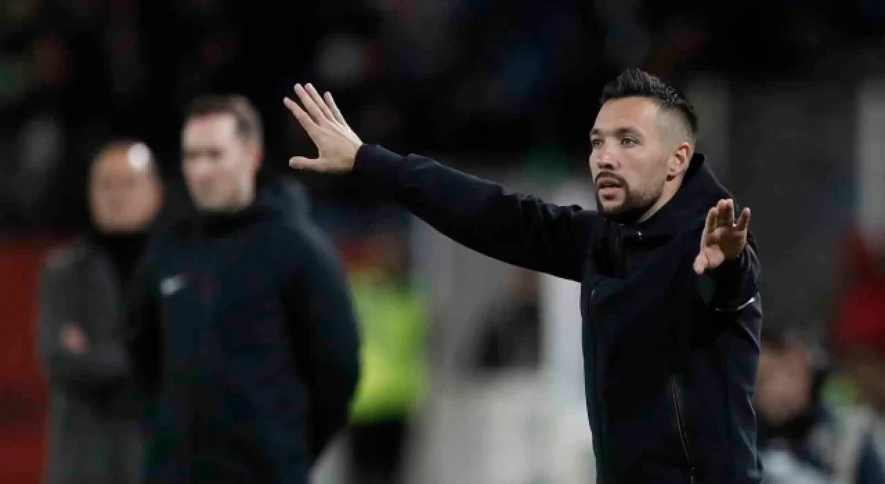 Farioli Fransa'ya damga vuruyor